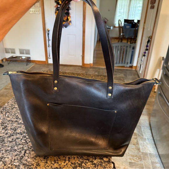 Portland Leather Black Oversized Zipper Tote - Picture 1 of 3